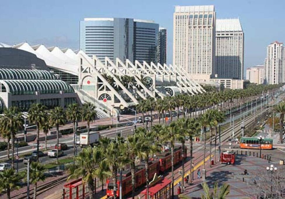 House Of Sunsets By Convention Center Petco